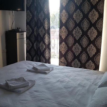 Apartament Teo Caransebeş Extérieur photo